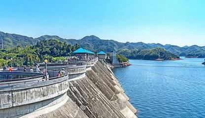 世界第一高壩在中國(guó) 高超88米，從水利豐碑到生態(tài)漁場(chǎng)的華麗轉(zhuǎn)身