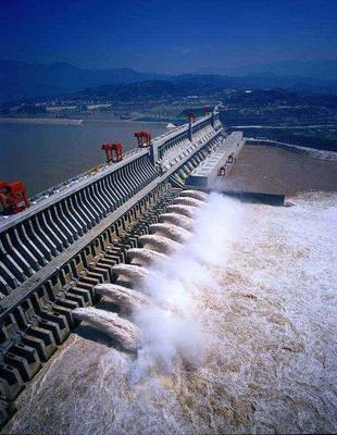 三峽水庫(kù)計(jì)劃6月10日消落至汛限水位變幅范圍以內(nèi)，為汛期防洪做好準(zhǔn)備